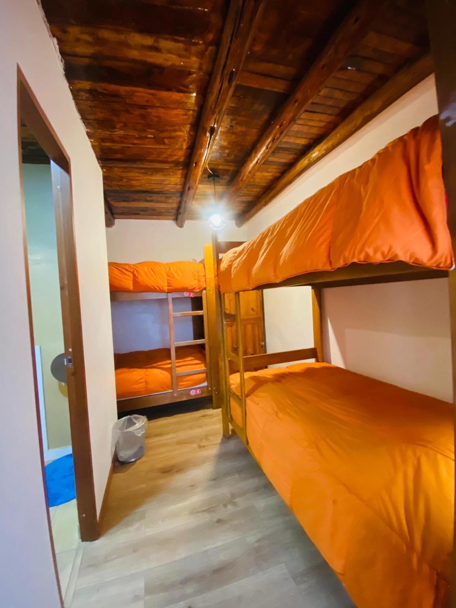 Flying Dog Hostel Cuzco Exterior foto